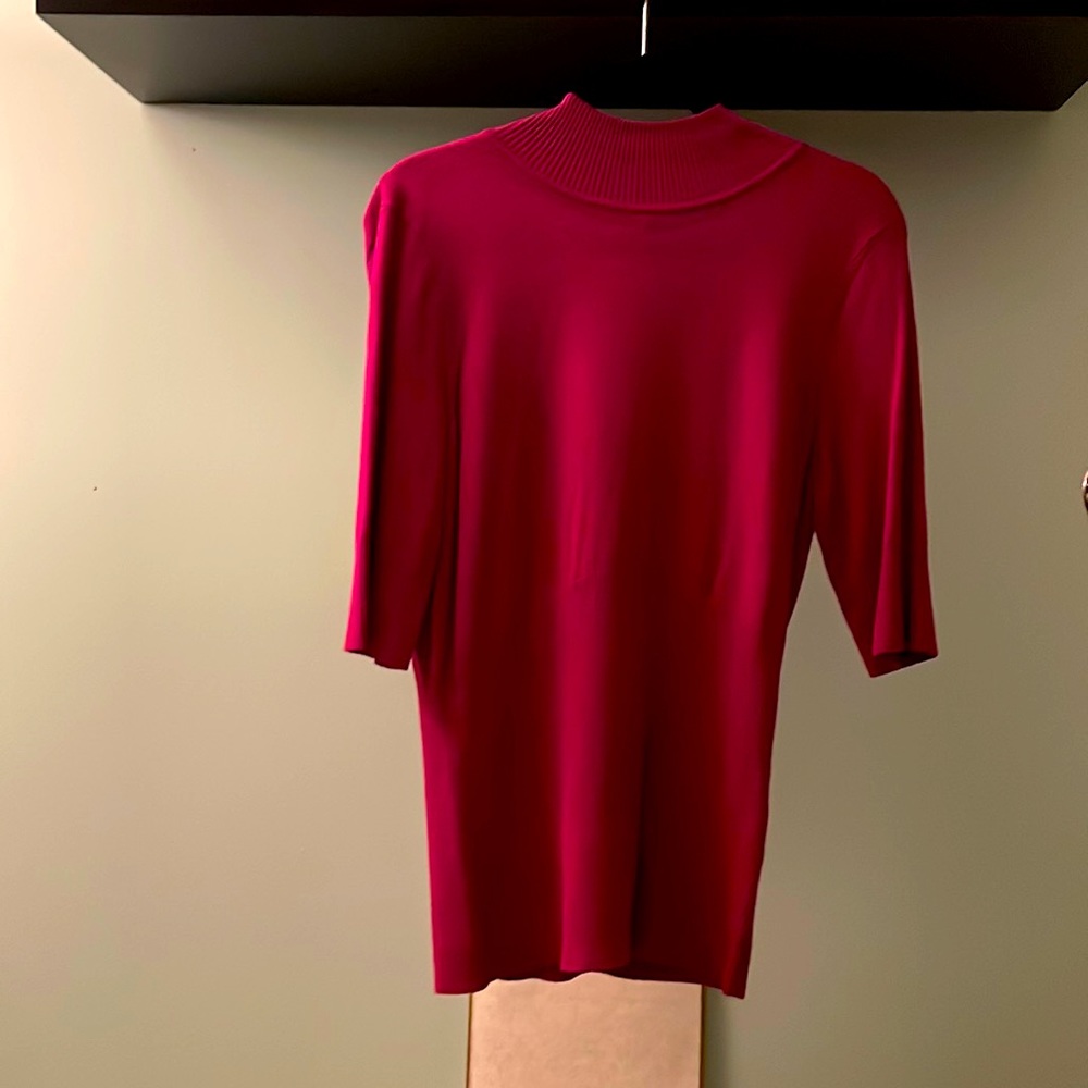 Wine color three-quarter length sweater